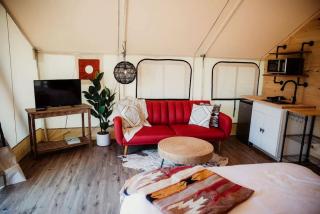 Fully Furnished Safari Tent with Sauna and Hiking Trails in Kentucky - 6