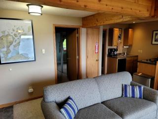 Unique Vacation Accommodation on Lake Superior near Apostle Island National Lakeshore, Wisconsin - 1
