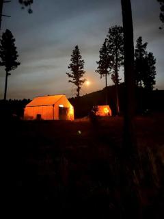 Incredible Tented Cabin with Fantastic Vistas in Conner, Montana - 7