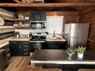 Rustic Waterfront Cabin on Toledo Bend Lake for an Unforgettable Getaway in Nature in Hemphill, Texas - Hemphill - 8