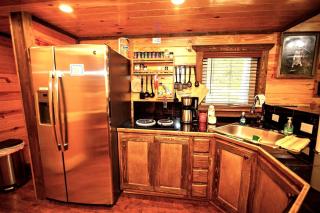 Pet Friendly Codex Cabin W/Fire Pit & BBQ Grill - Mount Moriah - 9