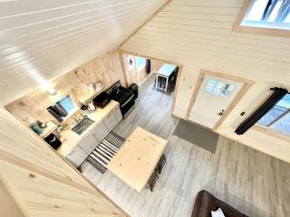 Cozy Lakefront Cabin with Porch, Firepit, Kayaks & Sandy Beach Access in Burnham, Maine - Unity - 4