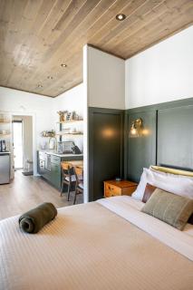 Beautiful Tiny House with Fire Pit and Gorgeous Sights in Madison, Virginia - - 7
