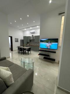 Sliema Spacious Room - 6