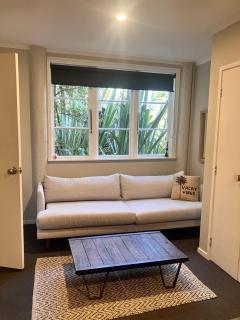 Hurstmere Cottage, Matakana - 1
