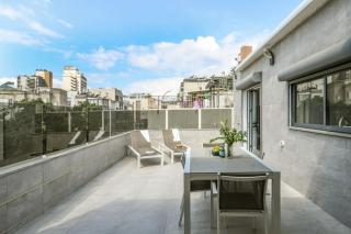 Bright & Modern 2BR Apt with Spacious Terrace 5-min from Beach by Sea N' Rent - Tel Aviv - 4