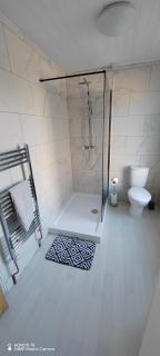 Church View house,2bed,brighouse central location - 5