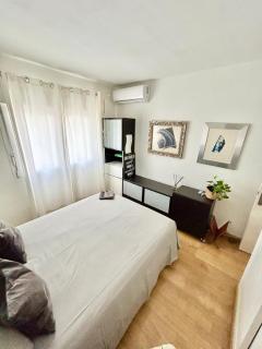 Double room in apartment Marbella Center WOMEN ONLY - 9