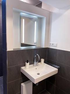 Modernes Apartment im Zentrum inklusive Parkplatz - Osnabrück - 8