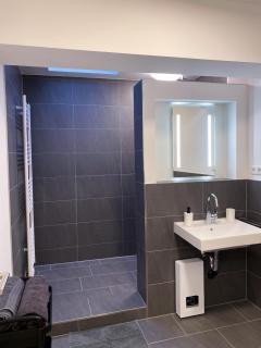 Modernes Apartment im Zentrum inklusive Parkplatz - Osnabrück - 4