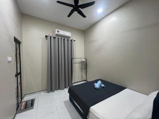 D' Ulfah Suite & Homestay Kuala Terengganu near Drawbridge Pasar Payang Pantai Batu Burok UMT UNISZA - 5