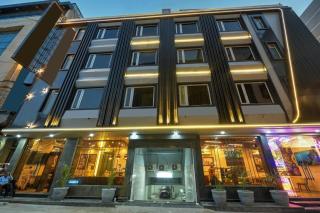 Airport Le Premier, New Delhi - 9