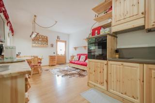 I Folli di Alleghe Apartment - Parking & Wi-Fi - 2