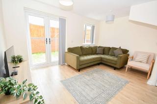 Modern 3 Bedroom House in Kirkdale Liverpool - 3
