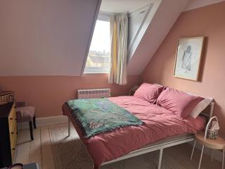 Newly refurbished 2 bedroom flat - Cirencester - 1