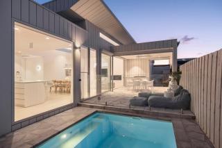 Villa Bianca - Pool & 300m from Beach - Capel Sound - 0