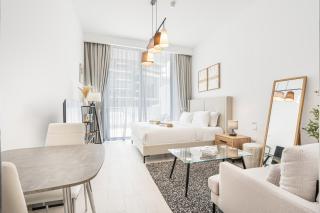 Bright Modern Studio in the Heart of JVC - 3