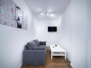 Monteurwohnung-in-Guelzow-fuer-bis-zu-7-Personen-mit-WLAN-Parkplatz-Gemeinschaftskueche-RZ02 - - 2