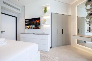 2 Bedroom Apartment in Business Bay Gym, Pool & View - 2