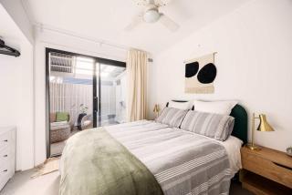 Eclectic Cosy Bathhouse - Couples Retreat in Blair - 2