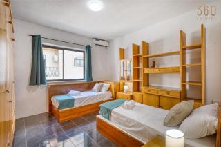 Comfortable 3BR Sliema APT with Balcony, AC & Wifi by 360 Estates - 5