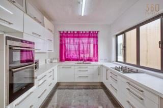 Comfortable 3BR Sliema APT with Balcony, AC & Wifi by 360 Estates - Sliema - 4