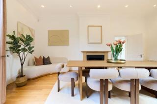 The Hampstead Getaway - Charming 5BDR Home with Conservatory - Londen - 4
