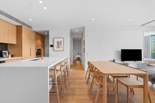 Boutique Waterfront Apartment - The Wheelhouse - 1
