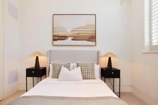 The Hampstead Garden Hideaway - 5BDR Home with Pool and Garden - London - 5