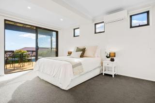 The Beach House - Views & Games Room - Mount Martha - 2