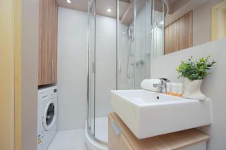 Comfortable Apartment with Balcony in the City Center of Warsaw by Noclegi Renters - Varsovie - 4