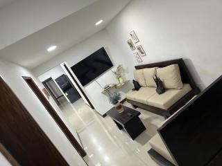 9 Bedrooms house - Medellín - 0