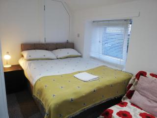 Modern High Street upper studio - Fife - 5