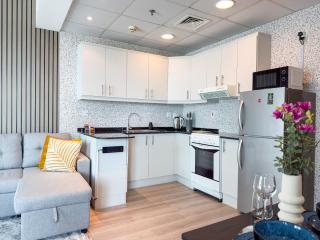 Stylish Studio Apartment with large Balcony and Sea Views, free Parking, Dubai Marina - JBR - 5