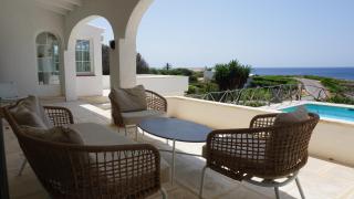 Villa en primera linea de mar cerca de Binibeca - 2