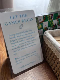 Family Haven Serin West Tagaytay - 6 Pax - Taal View - Full Kitchen - FAST Wi-Fi - 1