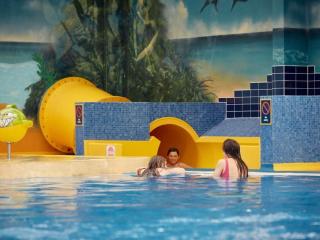 Billing Aquadrome Holiday Park - 7