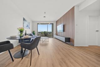 River View Apartment - Parking & City Access - Bratislava - 5