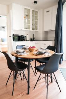 PINEA Apartments tuż przy plaży - baseny, sauny, jacuzzi - 0