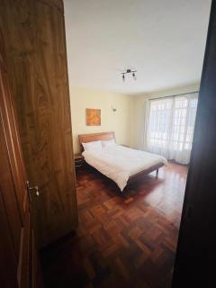 Riverside Drive Spacious 2 BR - Nairobi - 6