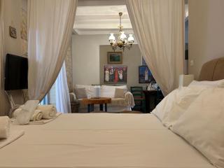Hospitality M7 - 8