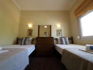 Chara's Luxury Home - Braurone - 5