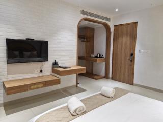 Three Oceans Resort - Kanyakumari - 7