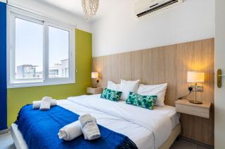 Whispering Palms 1-BR Apt By Finikoudes Beach - 2