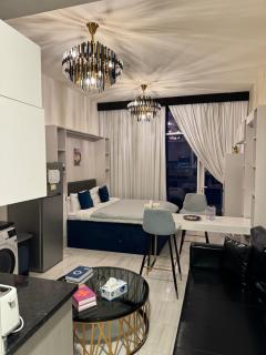 Bayz Business Bay Lux Studio with Resort Amenities - 0