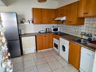 Niki's Coastal Escape - 7