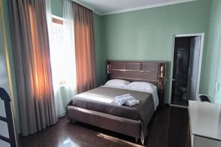 4 Bed Villa-Sleeps 8-Parking-Garden-Sea View - Ureki - 2