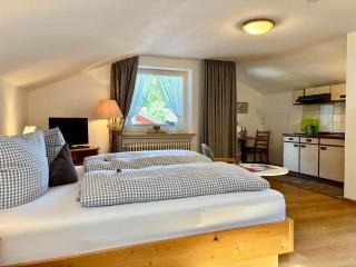 Haus Rosenwirth - Mittenwald - 3