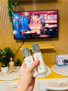 Aesthetic walking distance to MOA,near NAIA AIRPORT with NETFLIX,MINIVIDEOKE,BOARDGAMES-DUXE5 - 7