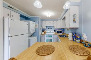 Ocean Point III 221 - 6